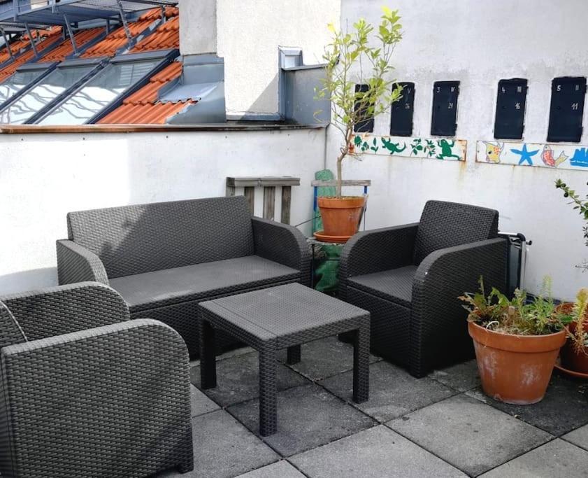 Modern Living In City Center - Fully Equipped Wien Eksteriør bilde